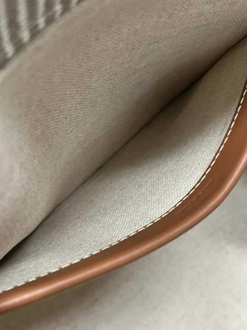 CELINE Small Hippopotamus 199162FEE.02BG White Gray Brown Textile Calf Skin - Picture 14 of 15